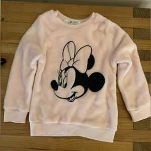 Girls H&M Minnie Mouse sweatshirt, Size 2-4 Years, Fluffy and Soft